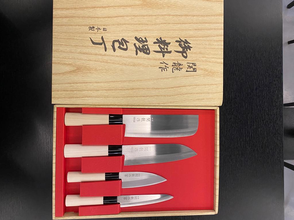 Coffret Couteaux 4 pièces