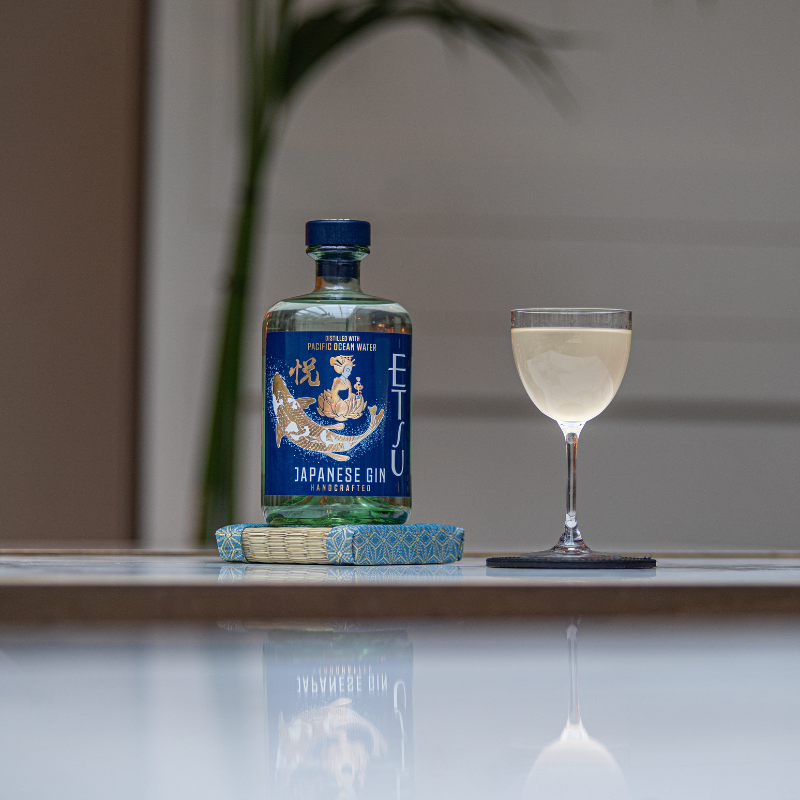 Gin Etsu pacific océan water 70cl 45%